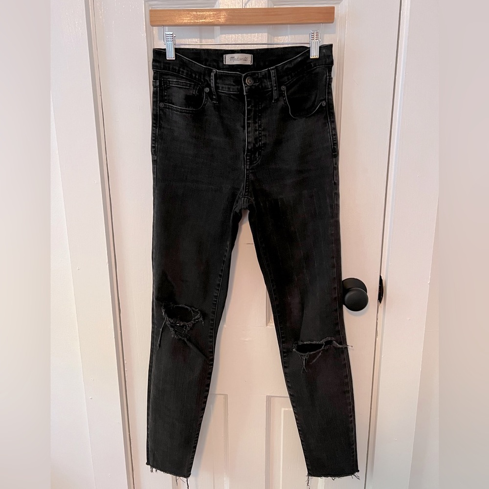 Madewell high-riser distressed skinny, size 28T, true black